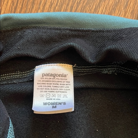 Patagonia Teal Long Sleeve Woman’s Quarter Zip Pullover Medium - Picture 2 of 5